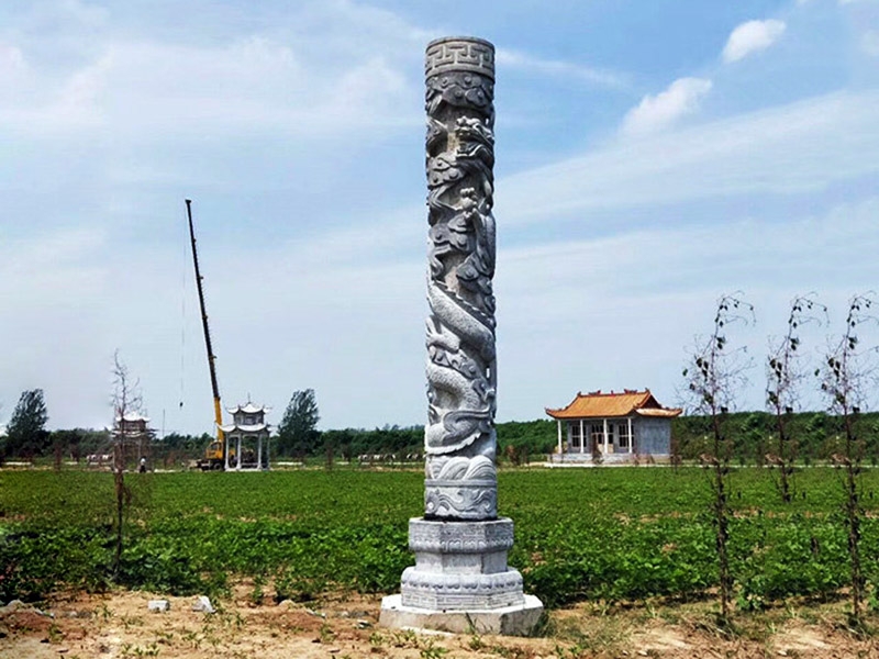 華表龍柱10