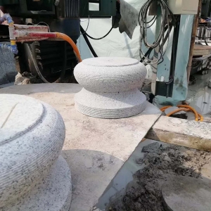 柱頂石51